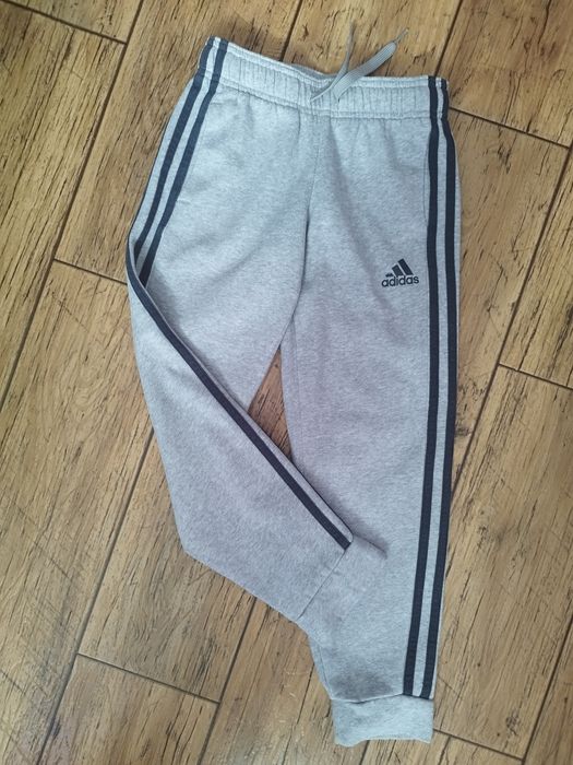Штани спортивні на флісі Adidas на 7-8 років