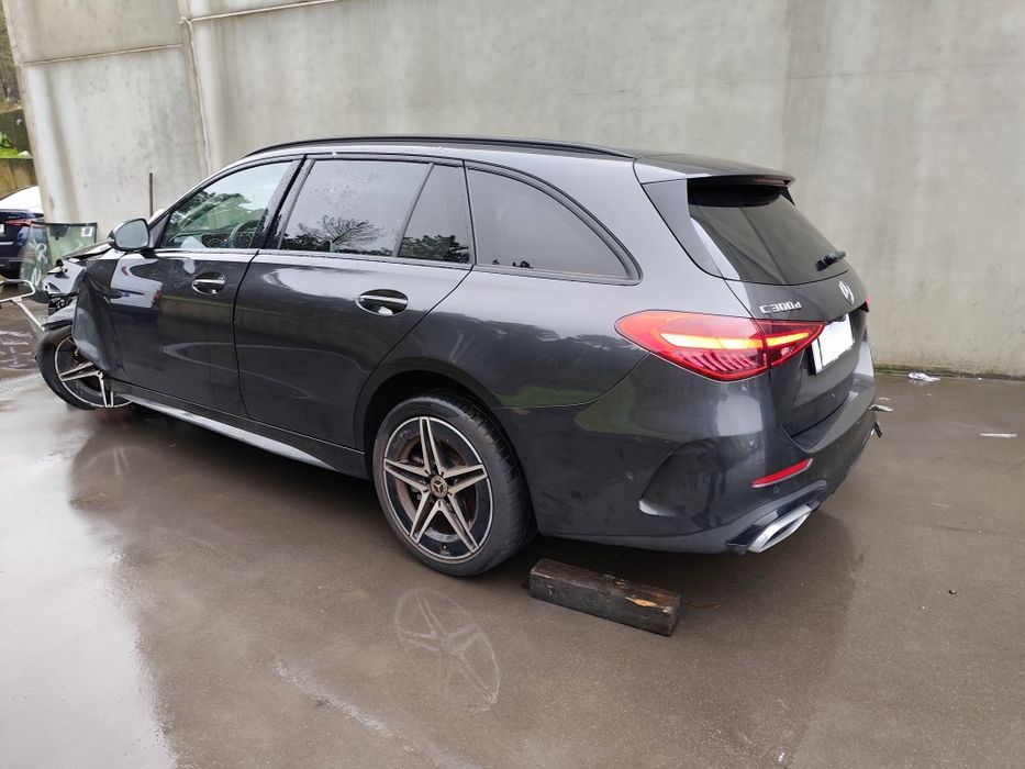 Mercedes-benz C300d AMG