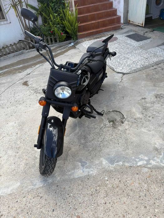 UM Renegade Commando 125