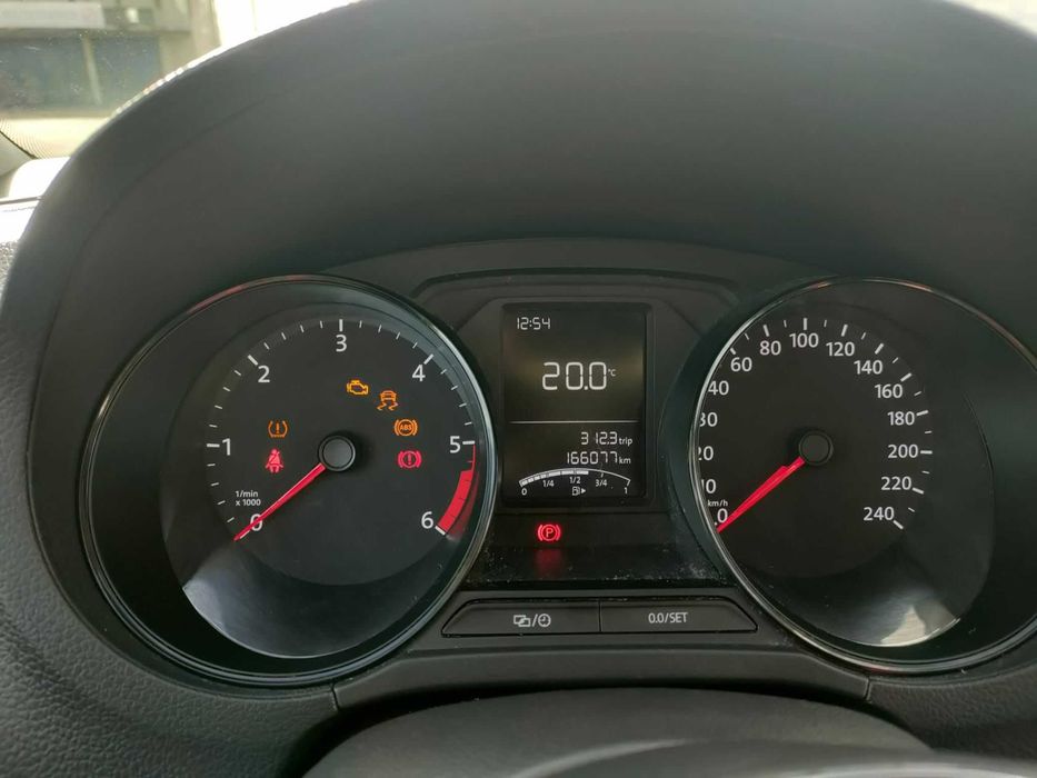 VW Polo 1.4 TDI ConfortLine - Comercial