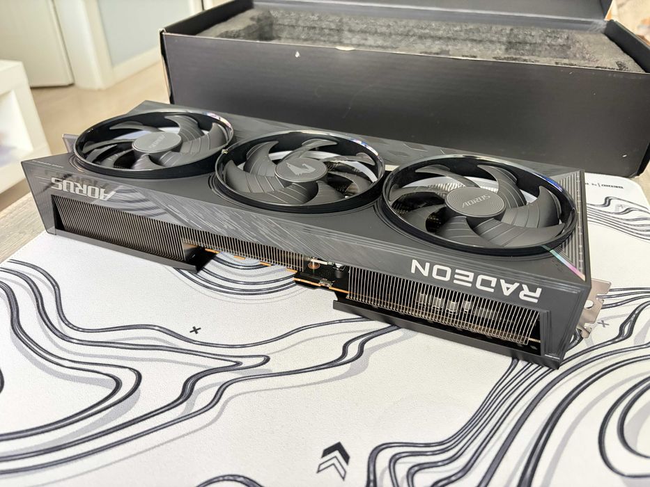 Karta graficzna RX 9070 XT Aorus Elite