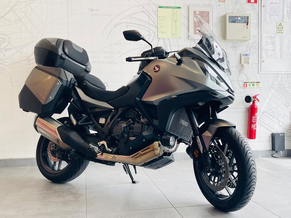 Honda NT  1100