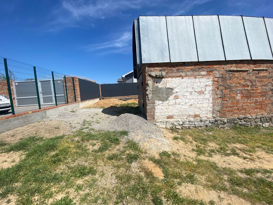 Продаж ділянки під будівництво на березі річки в Варварівці (л1)