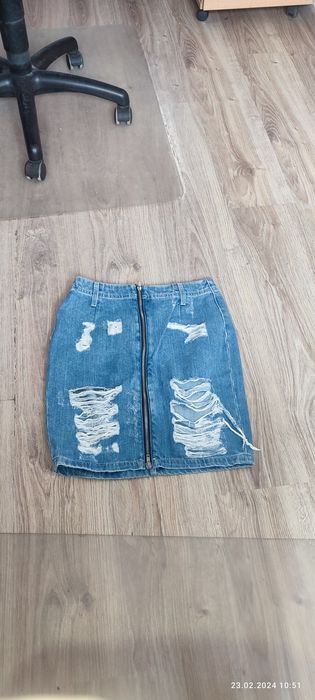 Spódnica jeansowa H&M Divided z przetarciami NWT! rozm. 36
