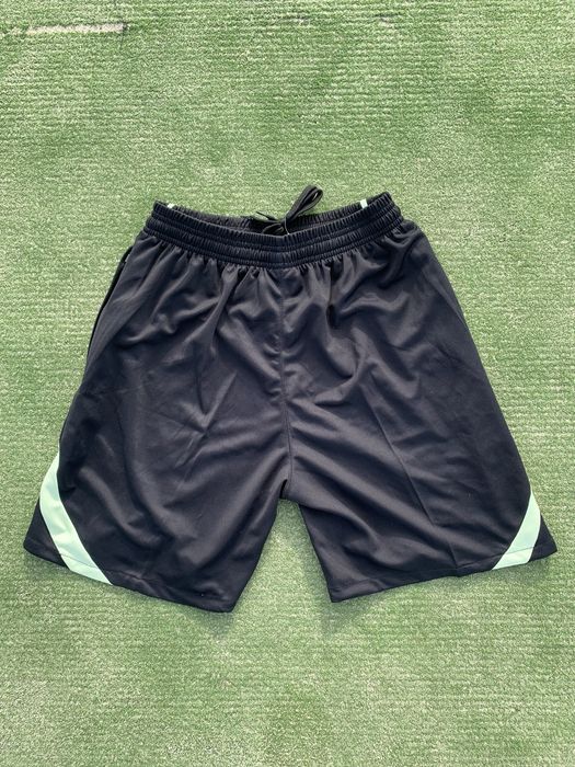 Calções de treino do Brasil