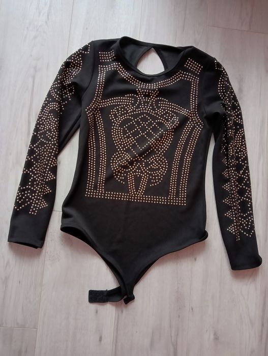 Body czarne cekiny