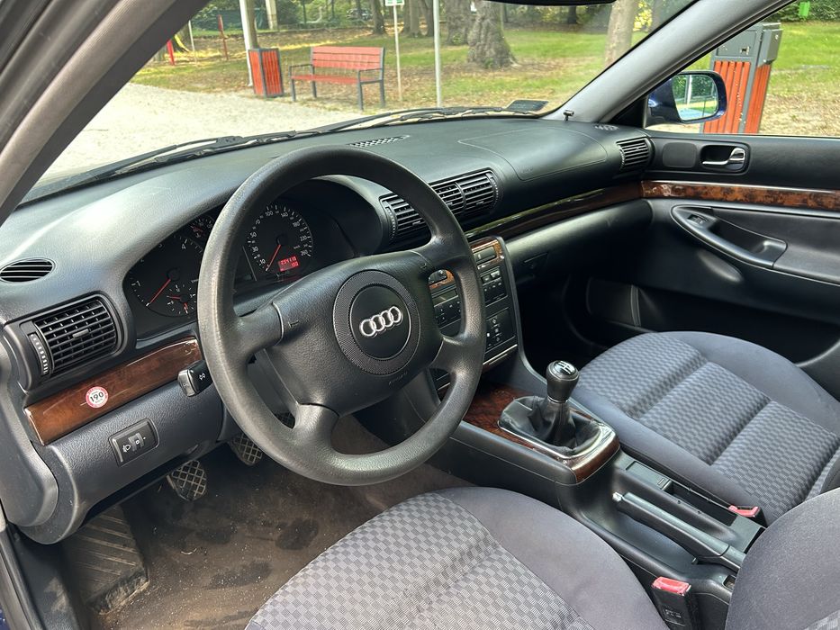 Audi a4 b5 1.9tdi 110km na pompie bdb stan sprawna klimatyzacja
