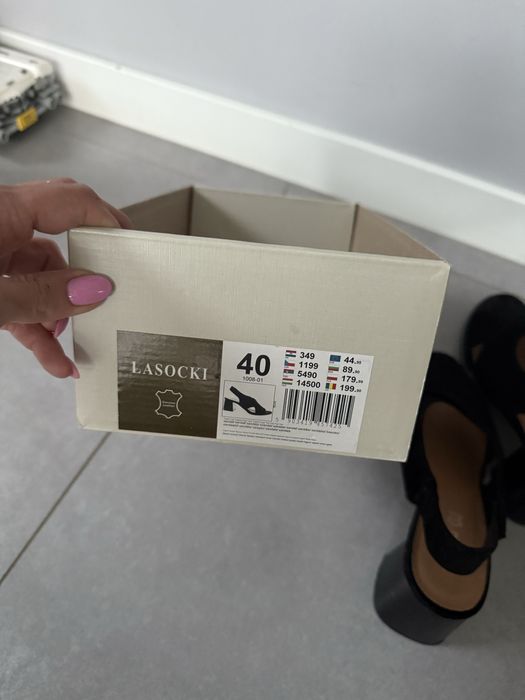 Buty damskie lasocki rozmiar 40 na obcasie eleganckie szpilki