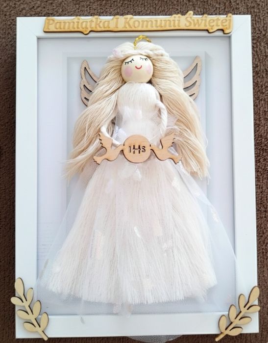 Anioł z makramy w ramie, prezent, komunia święta