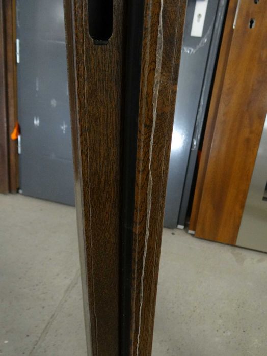 Drzwi zewnętrzne stalowe orzech 80 P