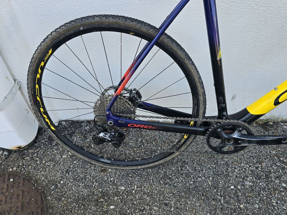 Orbea terra de carbono 11x1v m