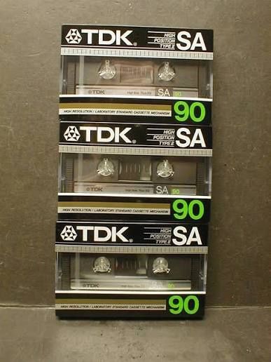 CD,s de Jazz usados e Cassetes TDK  SA 90 novas seladas na caixa