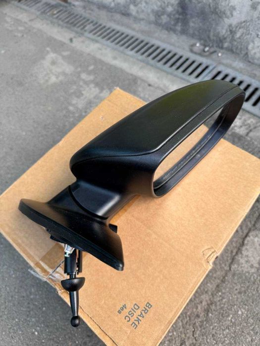 Зеркало праве 876201E550, 87620-1E550