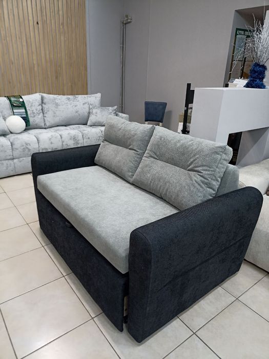 Диван-малютка.Новий