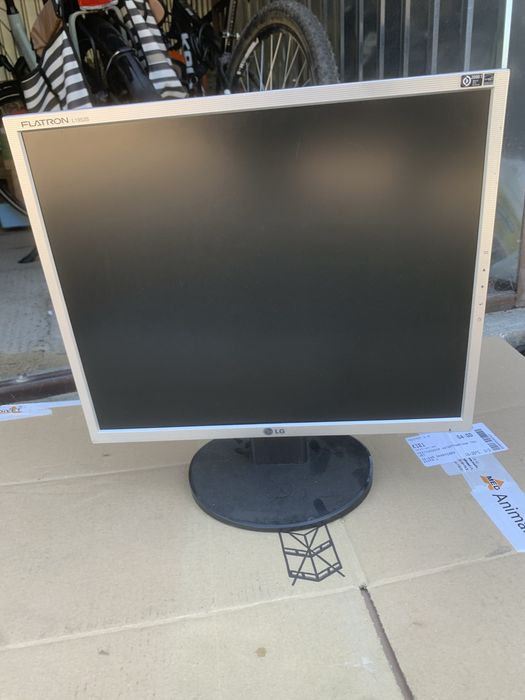 Monitro LG Flatron L1953S - SF 19 cali