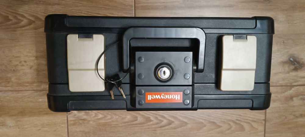 Sejf ognioodporny honeywell, kasetka ognioodporna