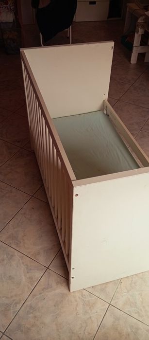 Berço/Cama de Bebé IKEA Evolutiva com Gavetas