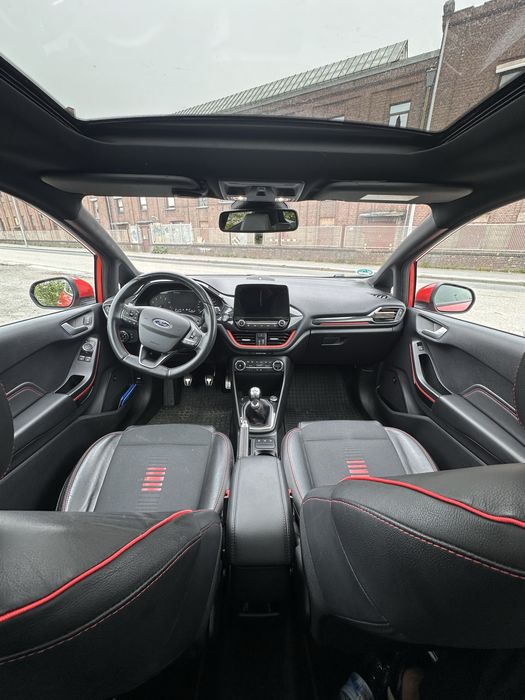 Ford fiesta mk8 ST-line