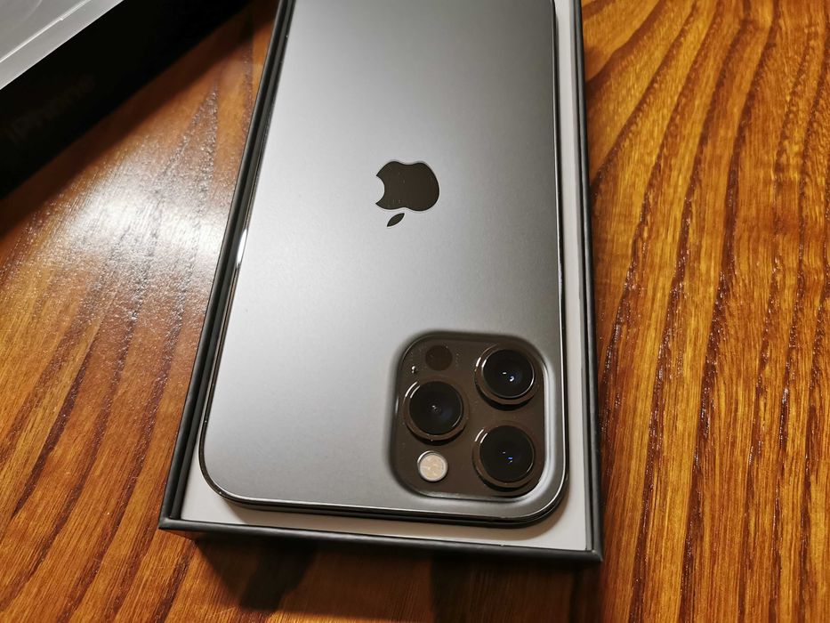 Iphone 12 pro max 128g graphite com capa em pele original Preta