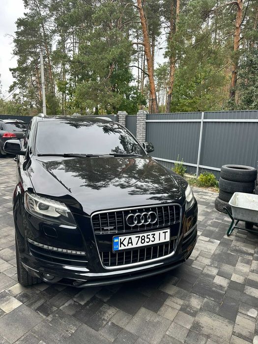 Audi Q7 2010 VIN WA1VMAFE5AD008196 фото оголошення 2 з 13