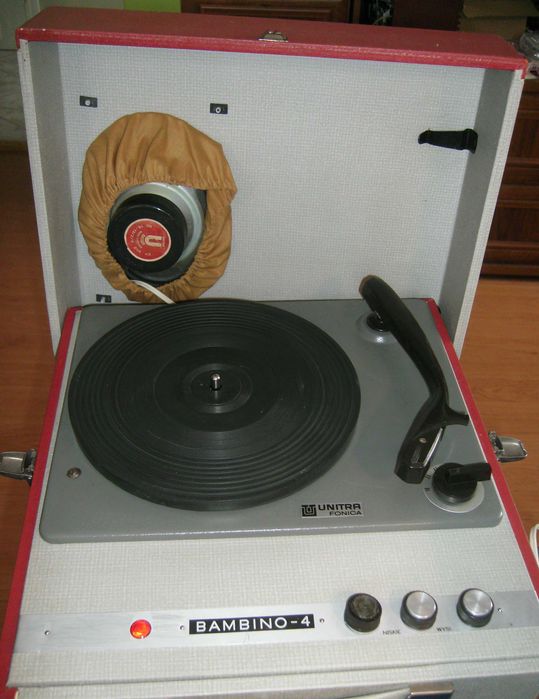 GRAMOFON walizkowy - BAMBINO 4 - Sprawny.