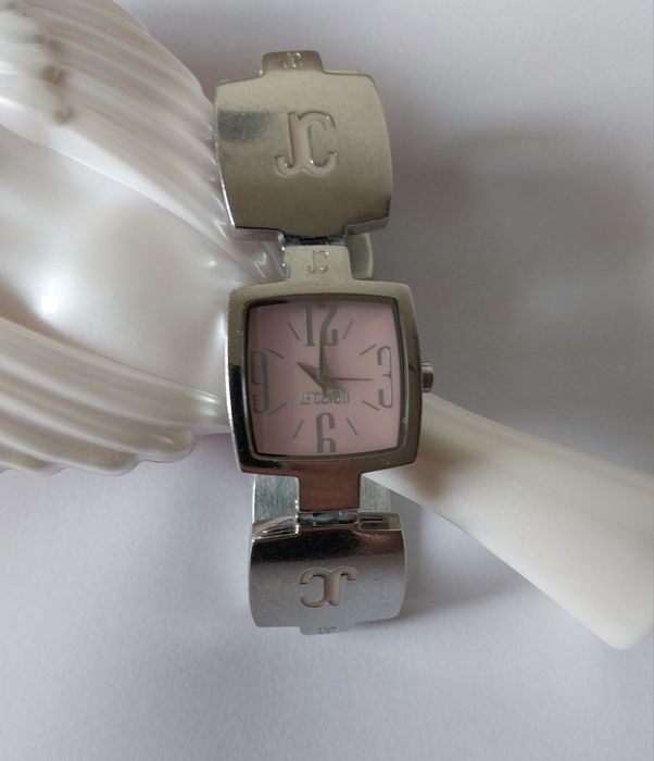 Женские часы от JUSTcavalli