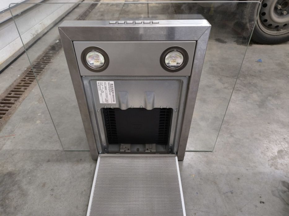 Wyciąg kuchenny okap Siemens INOX i szkło