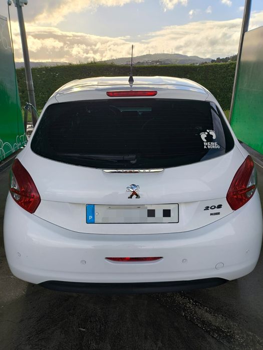Peugeot 208 1.6 hdi