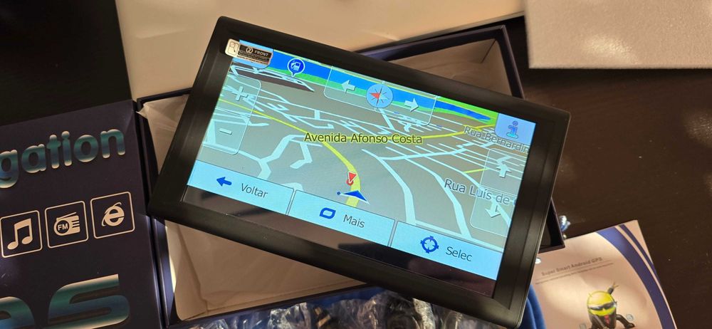 GPS iGO de [9] polegadas – Excelente estado