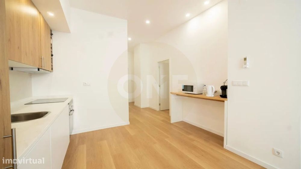 Apartamento T3 Remodelado, no bairro da Codivel, Odivelas