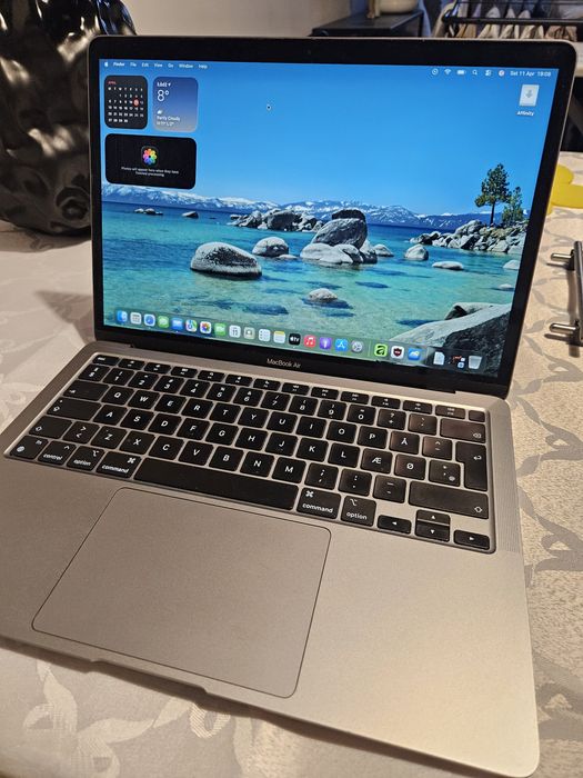 Macbook air M1 8gb 256gb 92% baterii