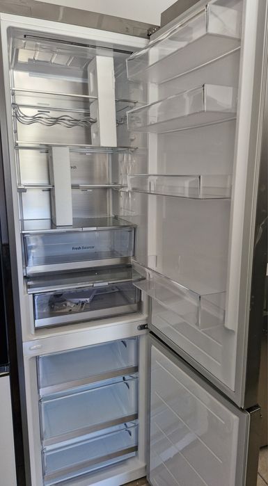 Frigorífico combinado lg no frost  inox