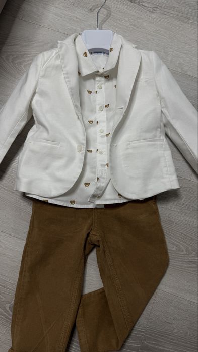 Піджак, сорочка,штани, черевички для хлопчика фірми Mayoral