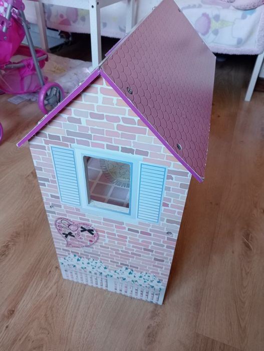 Casa de mini bonecas