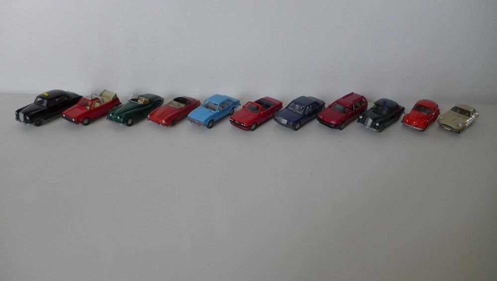 Modele aut Wiking 1:87 H0 - 11 sztuk.