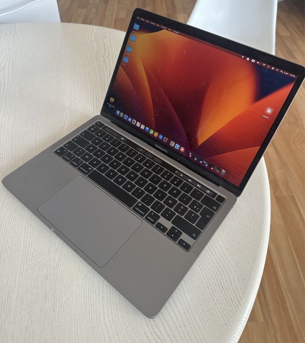Macbook Pro M2 2022