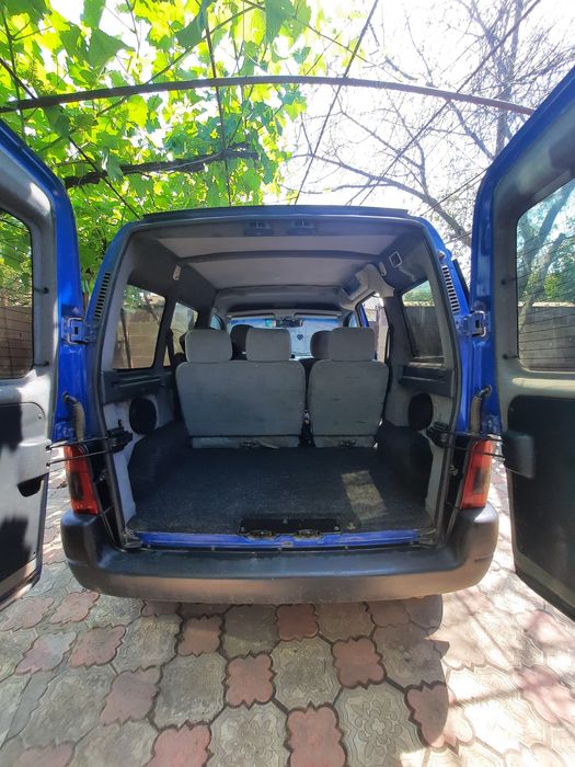 Продам Citroën Berlingo 2004 року у гарному стані