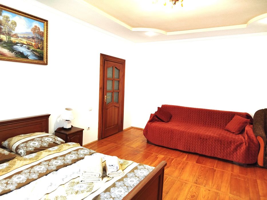 Двоповерхова 2-х кімнатна ізольована квартира