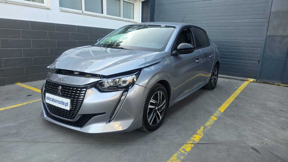 Peugeot 208 1.2 PureTech Allure  -  Salvado