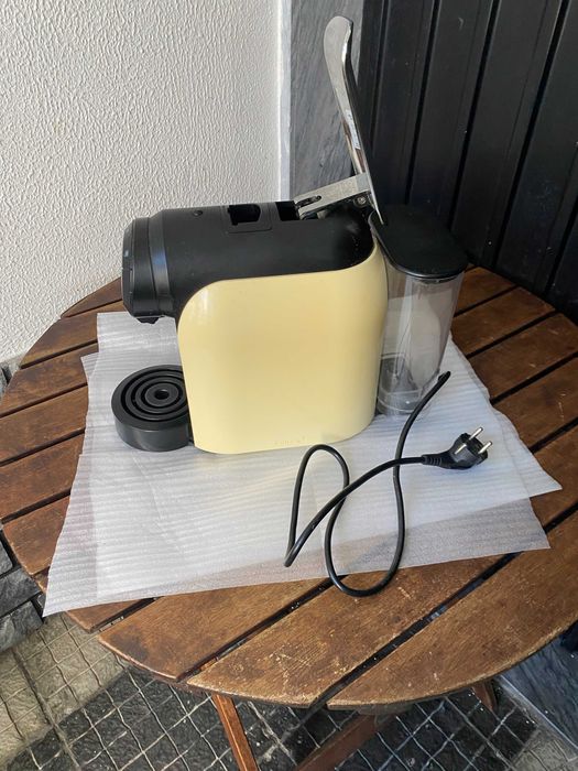 Máquina de Café Delta