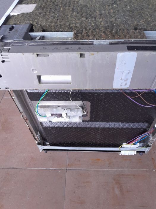 Máquina  de lavar loiça de encastre