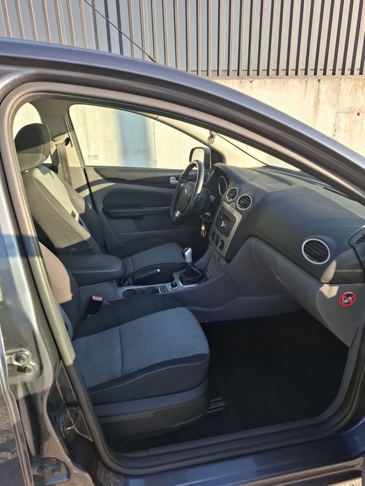 Ford Focus 1.6 TDCi (2011) – Excelente Estado / Muito Económico — photo 3