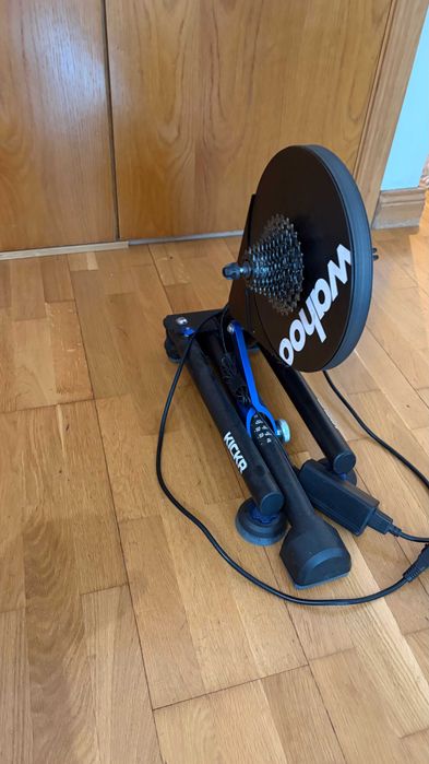 Wahoo KICKR V5 (2020) – Rolo inteligente + cassete 11v Lumiar • OLX.pt