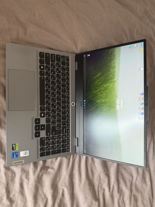 Lenovo loq15irx9
