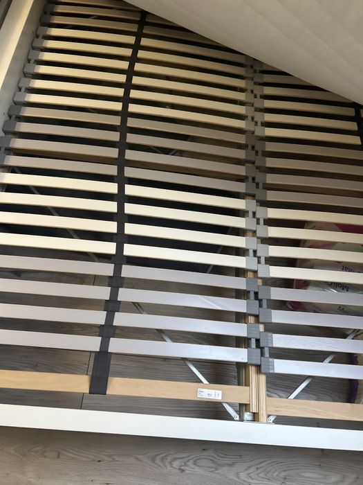 Lóżko MALM białe 160x200 zestaw z materacem szafki