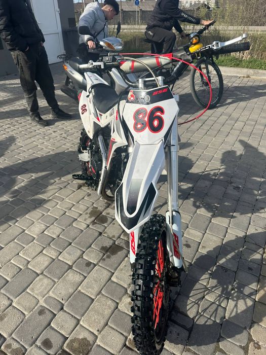Продам Bse 125 ph10l в гарному стані