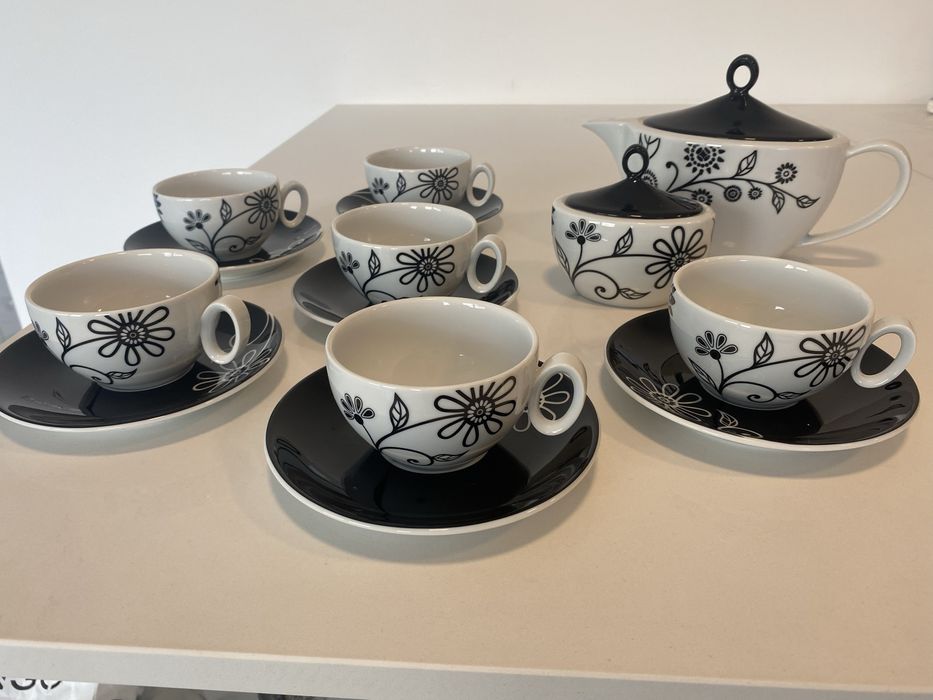 Complete Tea Service, Vista Alegre New Collection