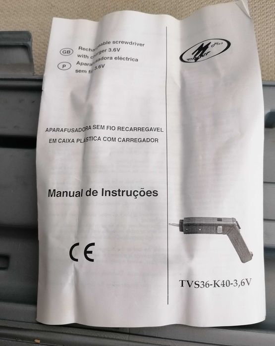 Aparafuzadora MADER, funcional, com kit de peças