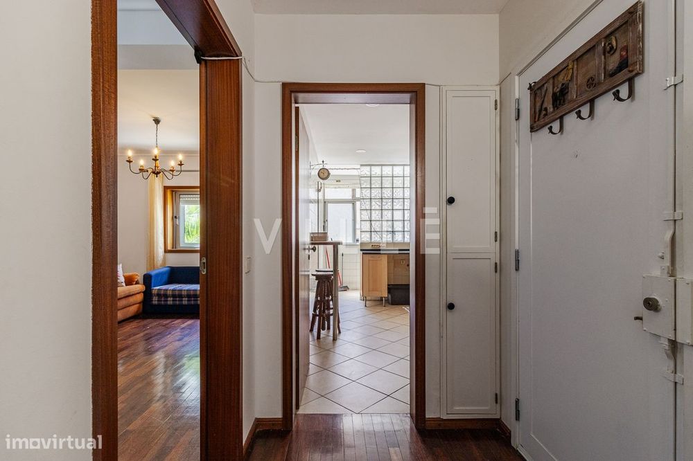Apartamento T2 no centro de Esgueira, para arrendamento