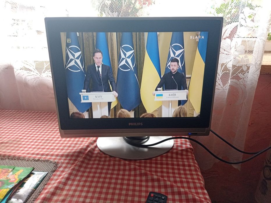 Monitor i telewizor 2 w 1